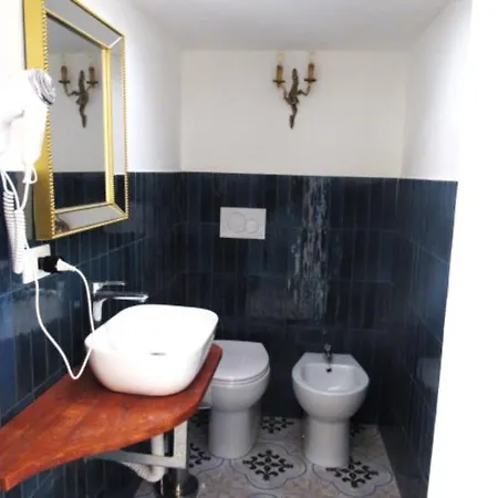 La Perla Bed & Breakfast