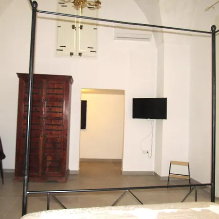 Frühstückspension La Perla 3*