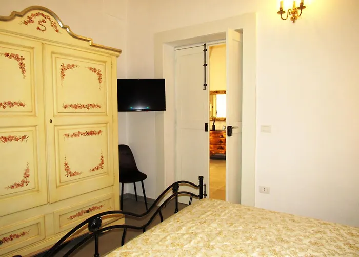 Frühstückspension La Perla 3*